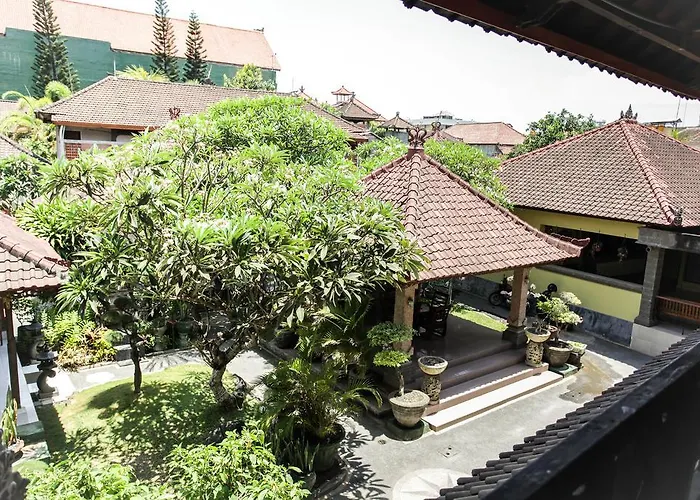 Agung Hotel 3*